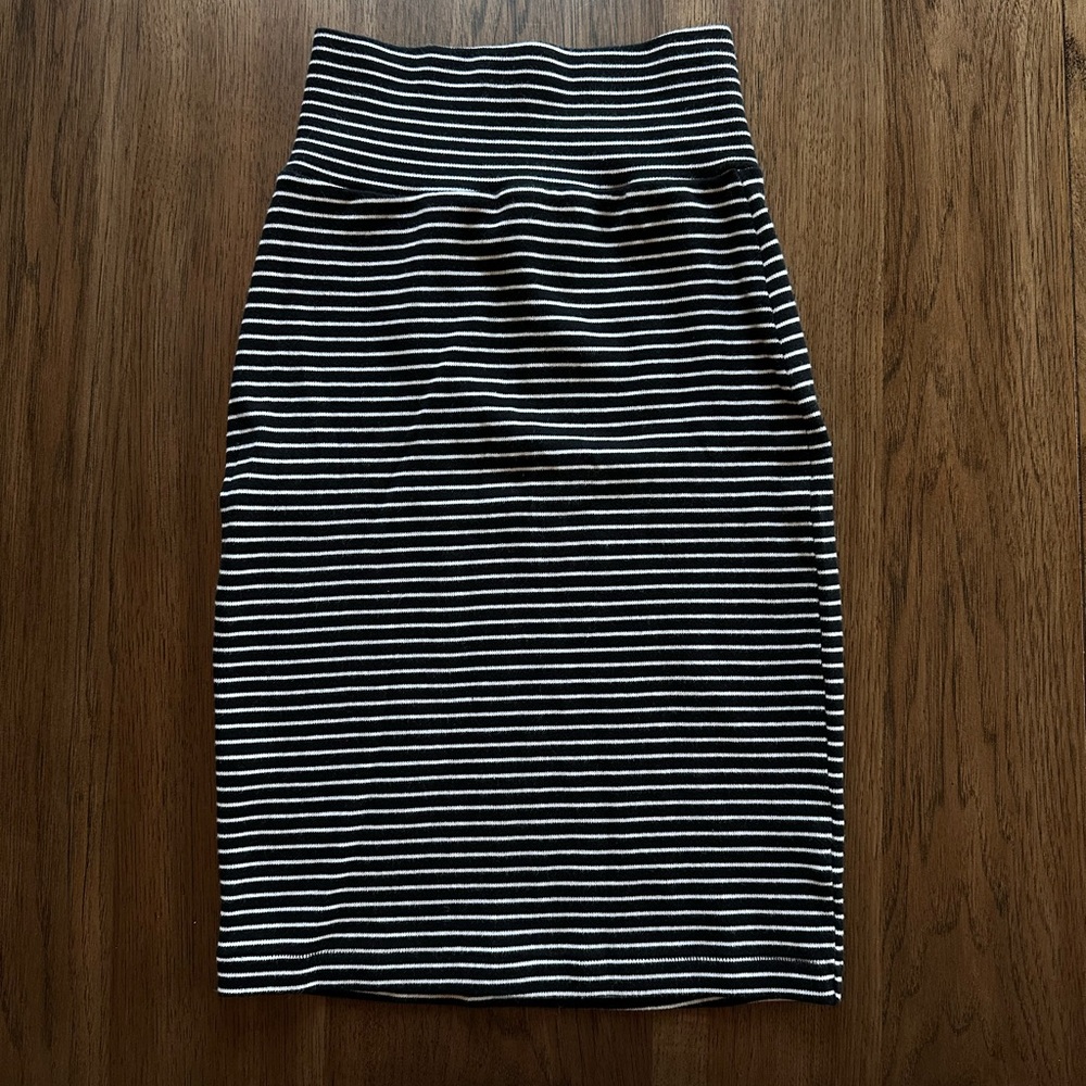 Striped Black and White Pencil Skirt